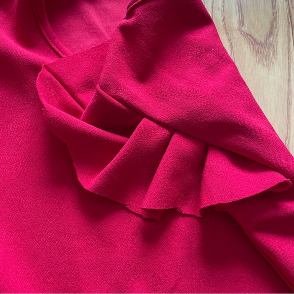 Love J Asymmetrical Ruffle Sleeve Red High-low Tunic - Small - Picture 7 of 9
